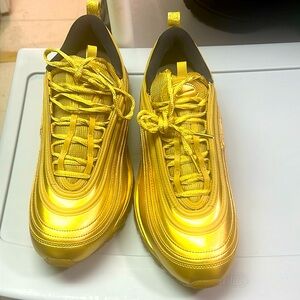 Gold Nikes only worn once